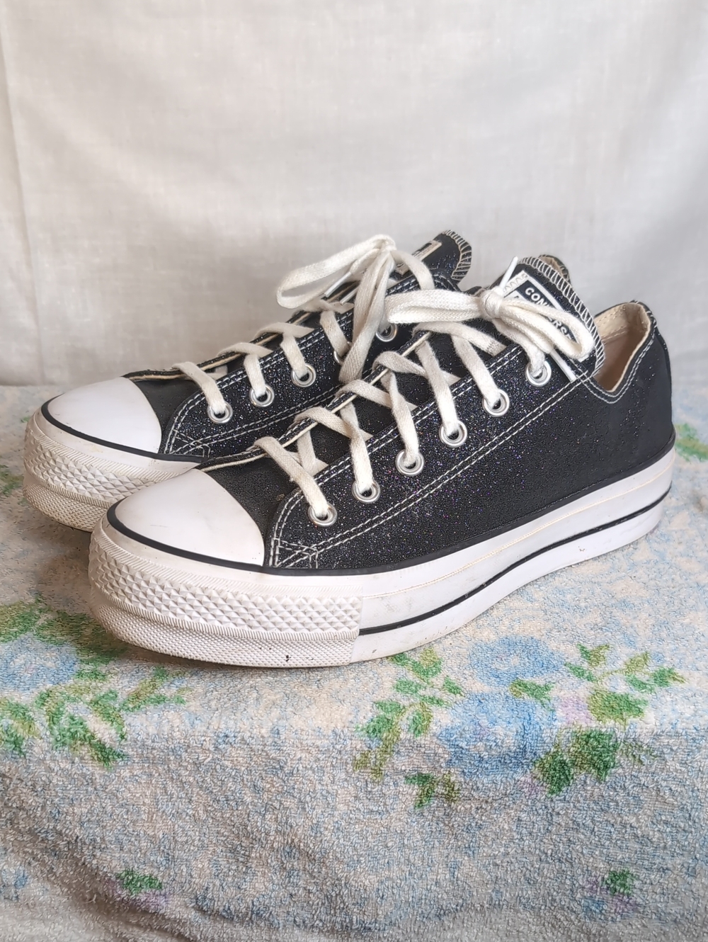 Converse Black Sparkle Lo-Top Platform Sneakers womens 9